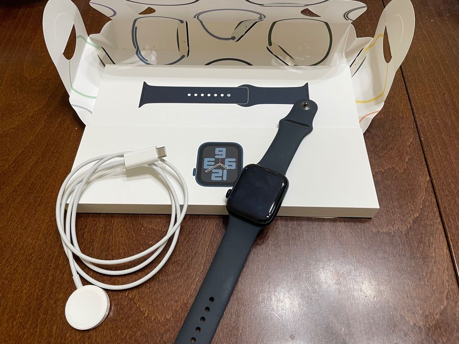 Apple Watch SE (Gen 2)