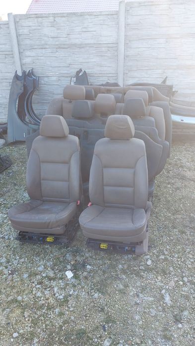 Запчасти для bmw e39, e38, e60. Бампер, сиденья, карты, капот.