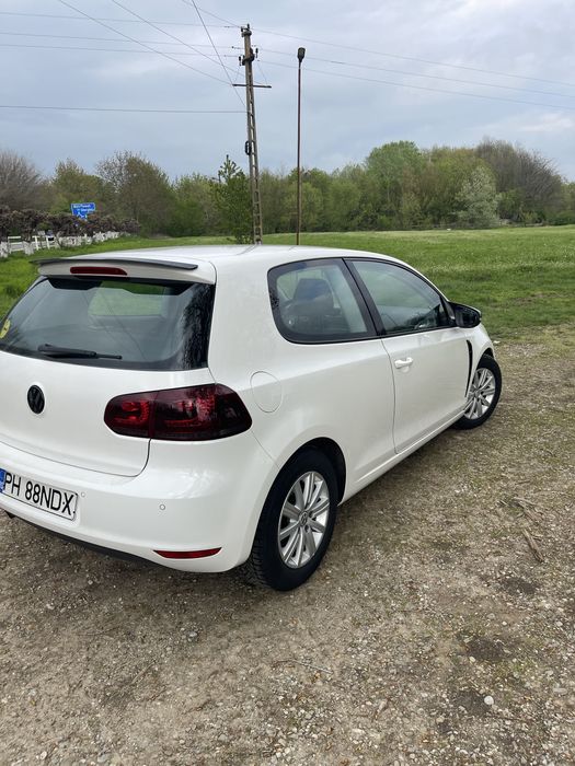 VOLKSWAGEN Golf 2012 — imagine 2
