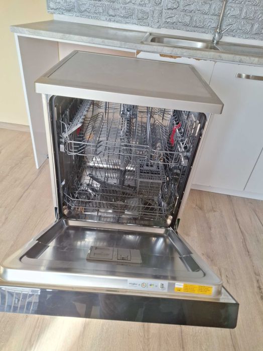 Съдомиялна whirpool