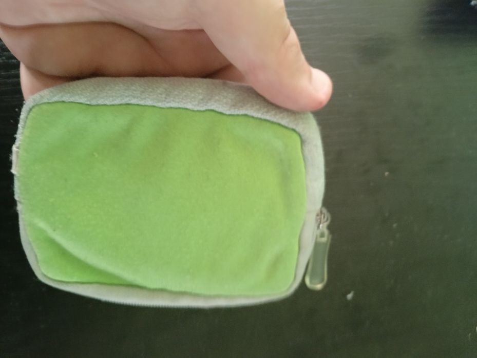 Продавам три доста хубави използвани протпонета