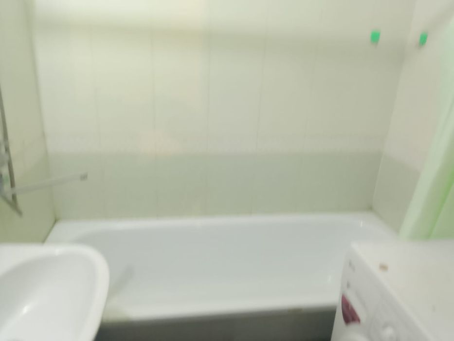 Продам2 комнатную квартиру