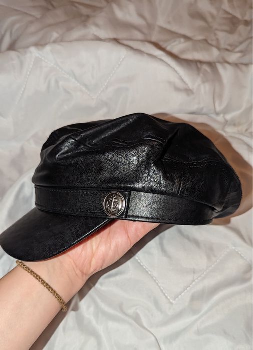 Palarie Bershka dama marinar