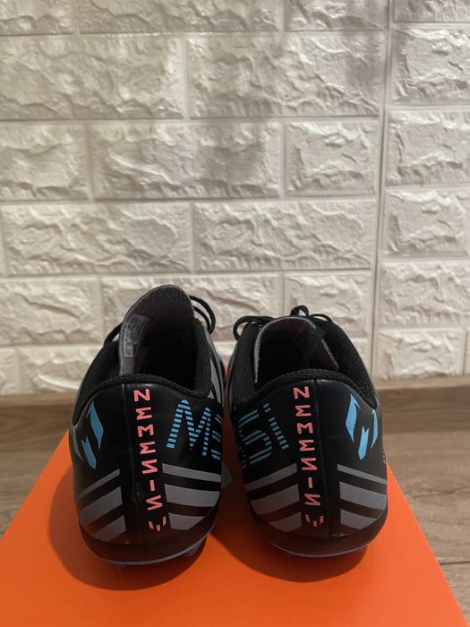 Бутонки adidas nemeziz messi 17.4 номер 36 2/3