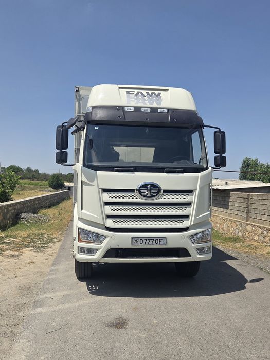 FAW J6L Йили 2023 Пробег 73 193