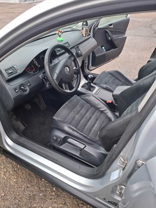 Vând Passat b6 2010