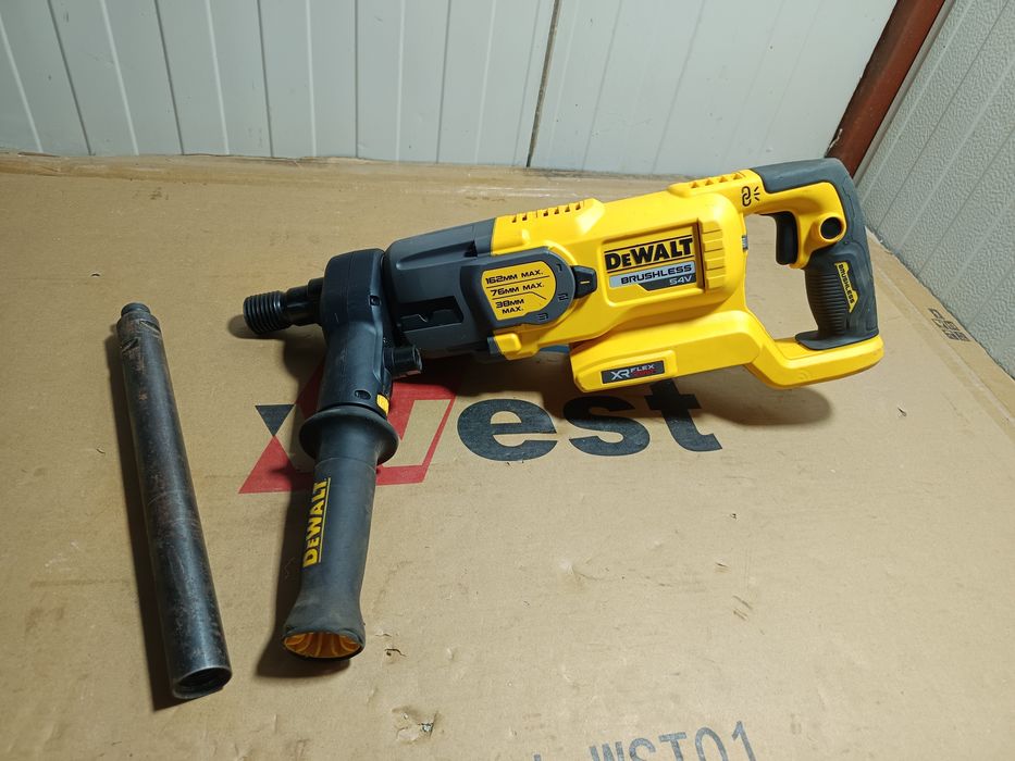 Mașina de carotat Dewalt 54v și prelungitor carota