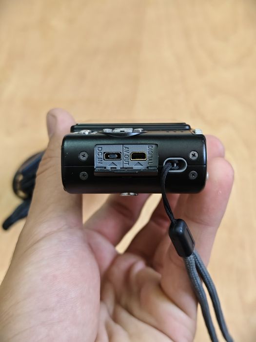 Panasonic Lumix DMC-FX10 мыльница