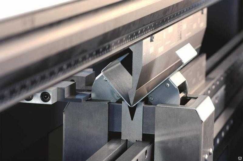 Профессиональная гибка листового металла на станках с ЧПУ