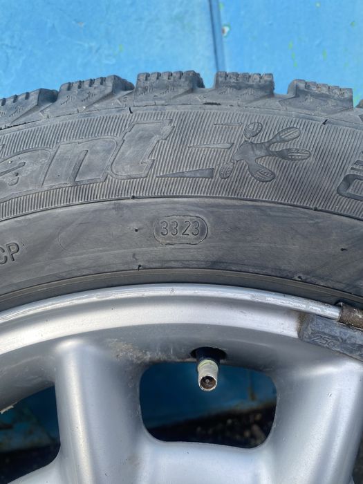 Продам диски с резиной