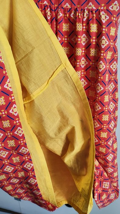 Страхотна пъстра рокля