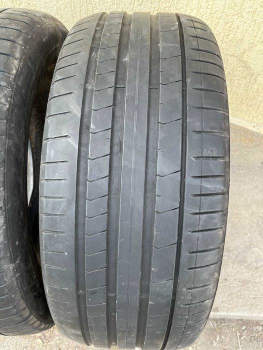 2 бр. летни гуми 285/45/21 Pirelli RSC  DOT 3820 4,5 mm