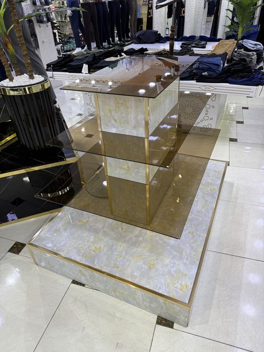 Vitrina витрина