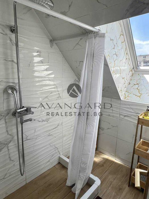 Продава се Тристаен апартамент в Пловдив, Център - 120 кв.м за 2508 €/кв.м - Снимка #9