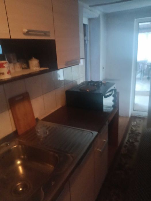 1842-Продава се двуетажна тухлена на гредоред къща в кв. Житница!