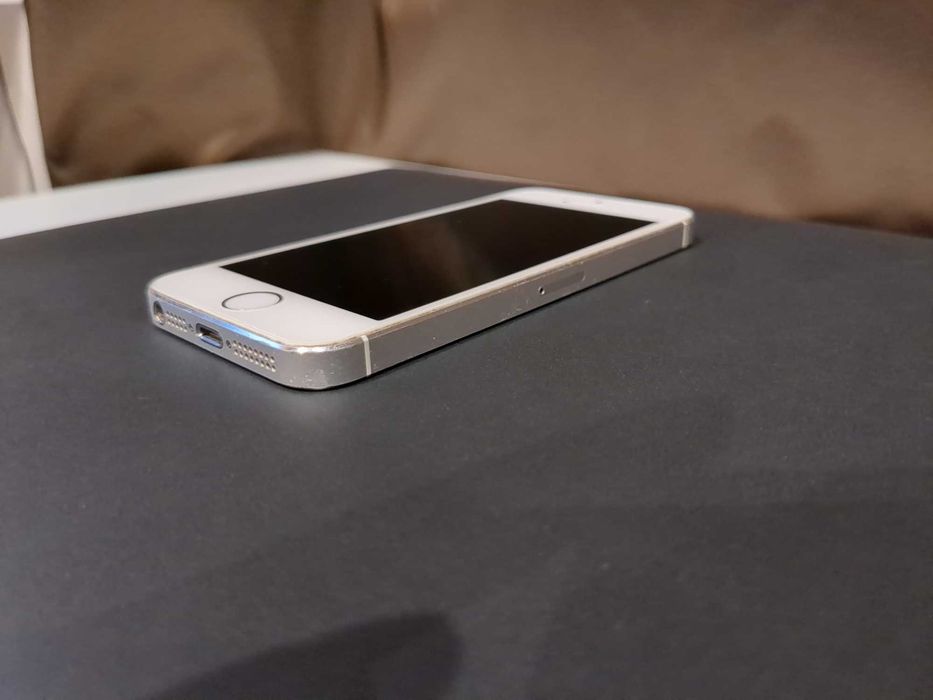 iPhone 5s (Model A1457)