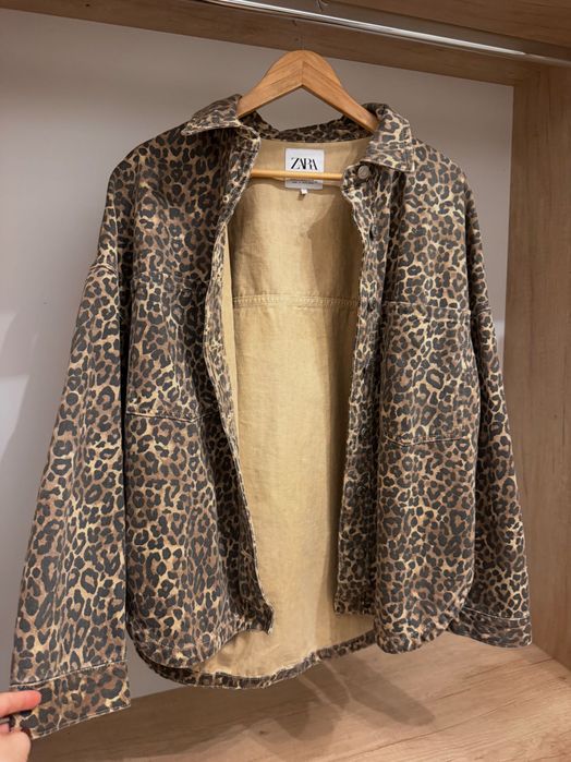 Яке Zara в размер XS
