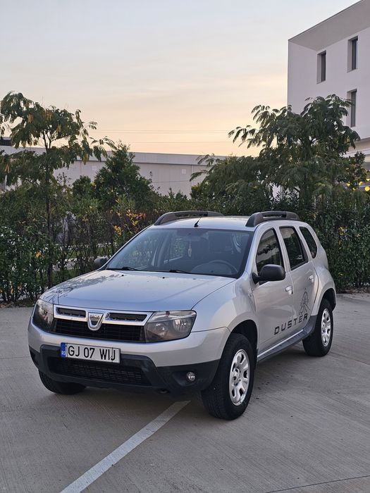DACIA Duster 2012 — imagine 1