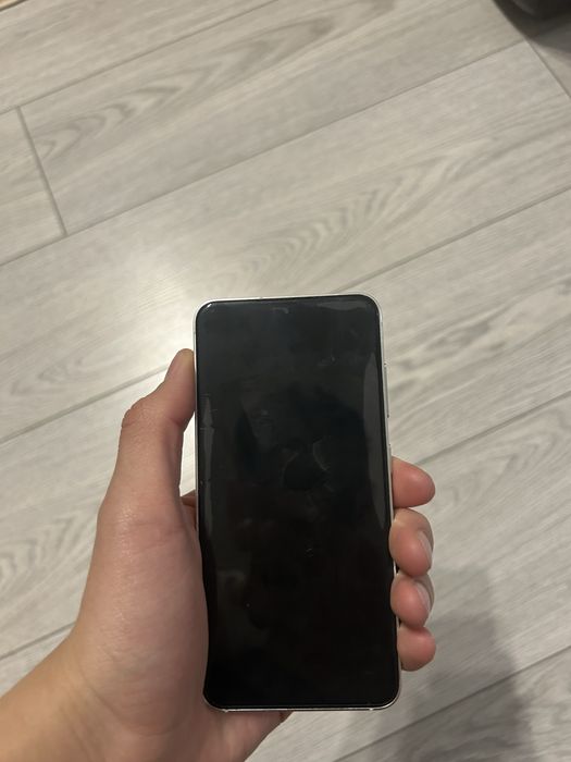 Samsung S23 на продажу