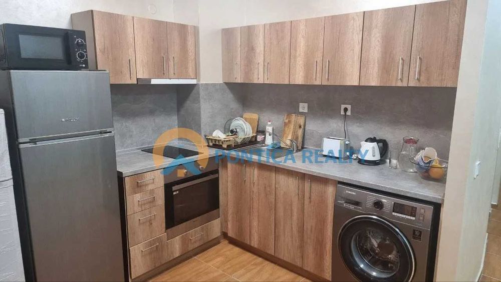 Тристаен апартамент в красив комплекс в Свети Влас