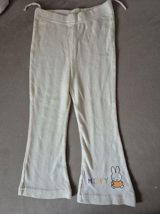 Hainute fetita ,marimea 86-92