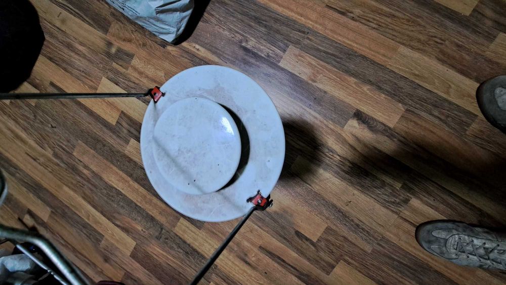 Газова лампа за осветление към бутилка с кранче,к-т бутилка и лампа