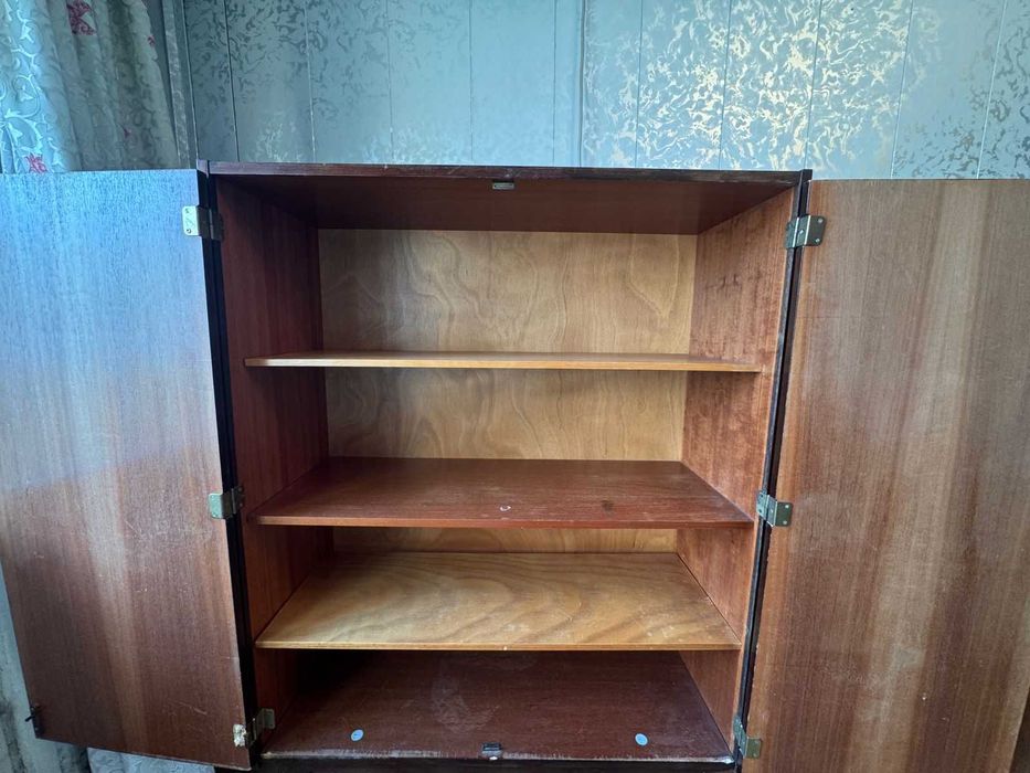 Мебель деревянная