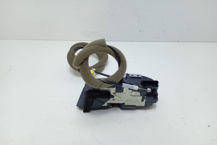 Broasca usa stanga fata Nissan Qashqai a 2-a generatie J11