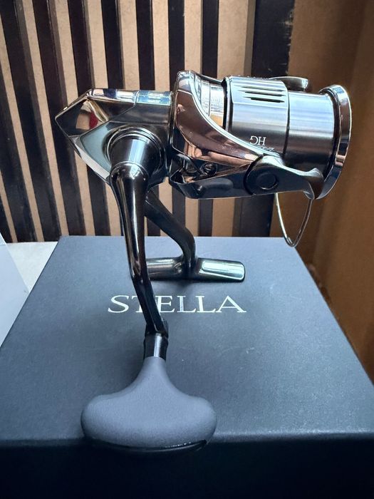 Shimano Stella FK 2500SHG