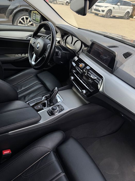 ПРОДАВА СЕ BMW 520d 2018 г