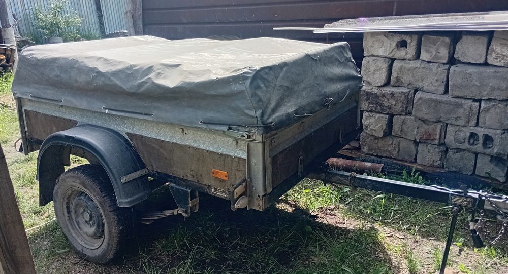 Автомобильный прицеп