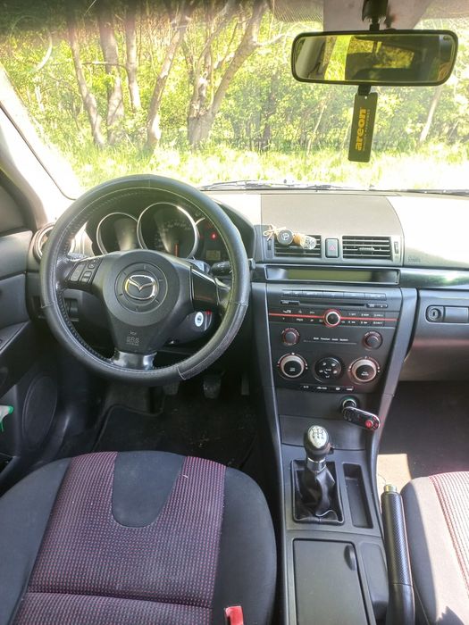 MAZDA 3 2006 — imagine 4