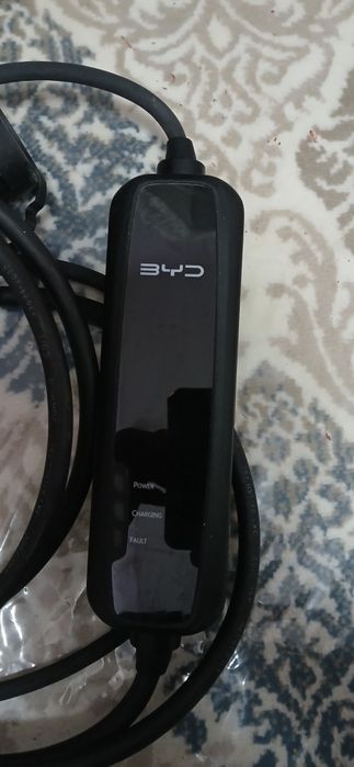 Зарядное устройство BYD учун