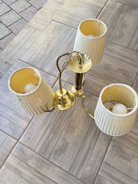 Люстра 3-рожковая б/у