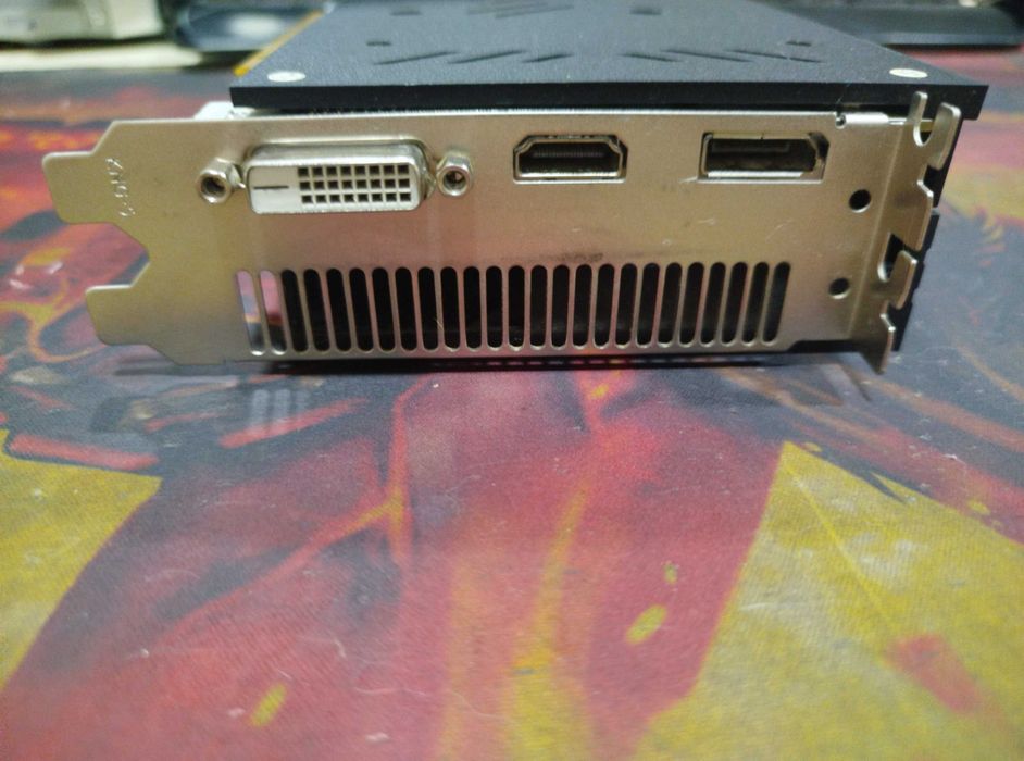 Продам видеокарту rx 580 8 gb в отличном состоянии