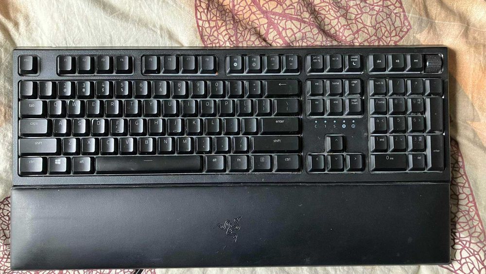 Клавиатура Razer Ornata v2 черна