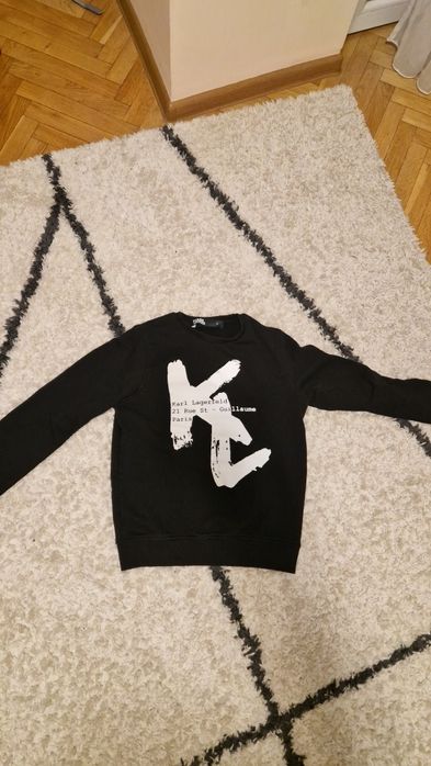 Продавам мъжка блуза Karl Lagerfeld