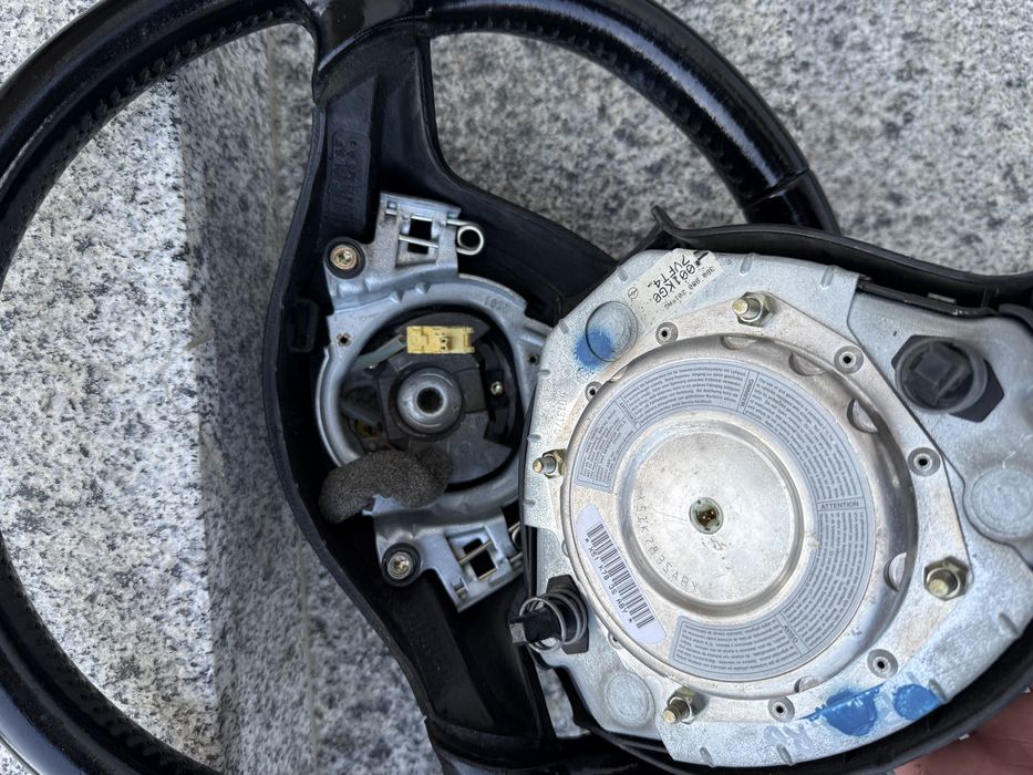 Volan 3 spite Golf 4