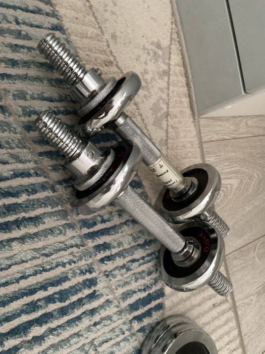 Гантели  0,5кг-4. 1,25кг-4