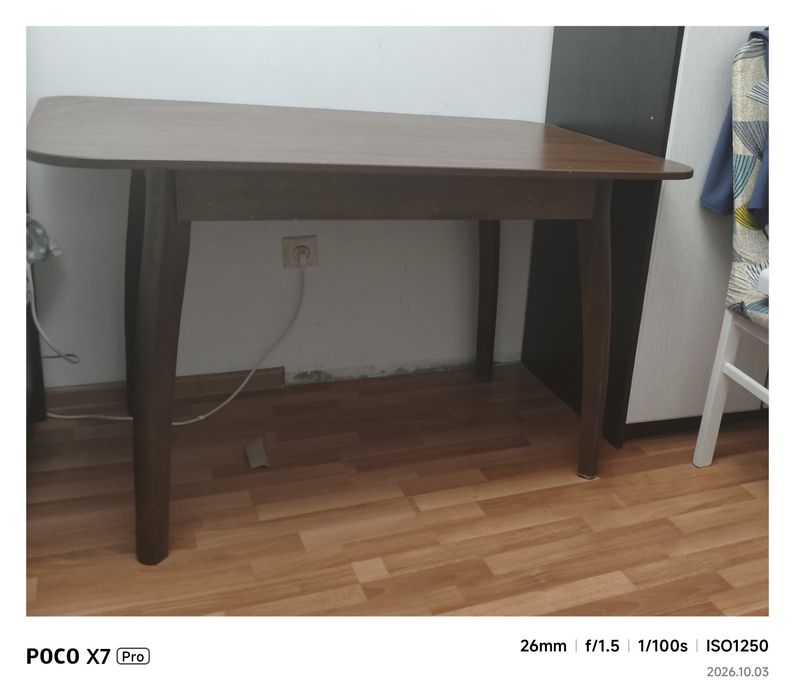 Продам бу кухонный стол
