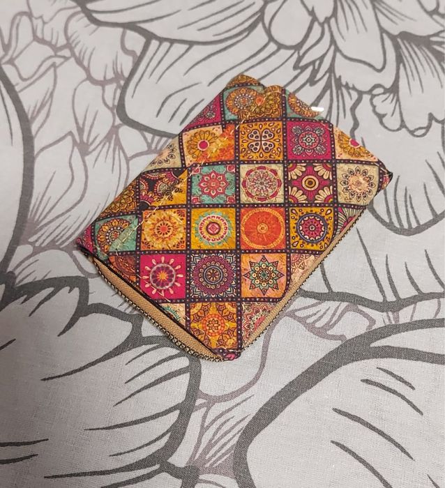 Клатч новый продам