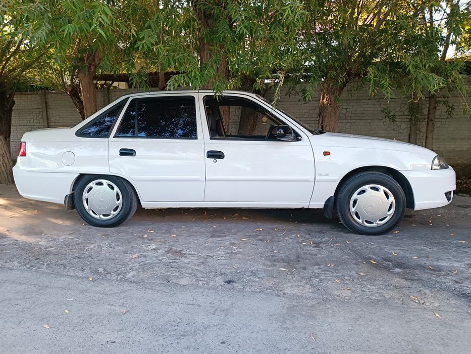 Nexia 2 2009 sotladi