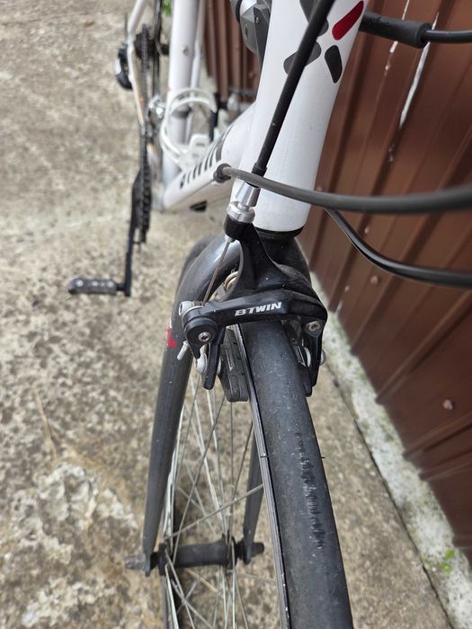 Bicicleta Cursiera B'TWIN Triban 3, Marime M 54,  3x7 viteze + Anvelope si Husa Protectie