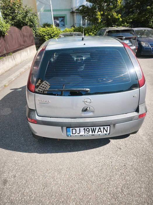 Vând Opel CORSA C