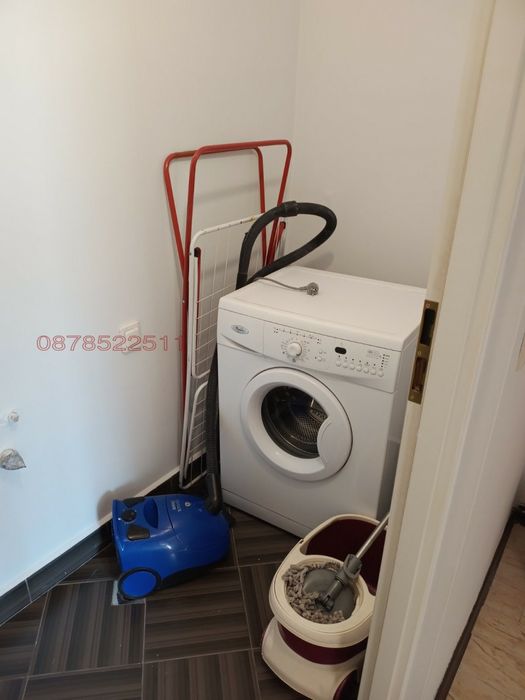 Дава се под наем Тристаен апартамент в Гоце Делчев - 92 кв.м за 306 € - Снимка #11