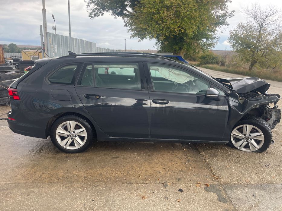 Volkswagen Golf VIII Variant, двигател DFYA, 1.5 eTSI, 150 кс.