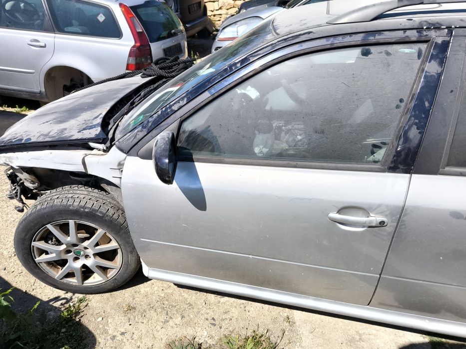 Шкода Октавия На части бензин спорт