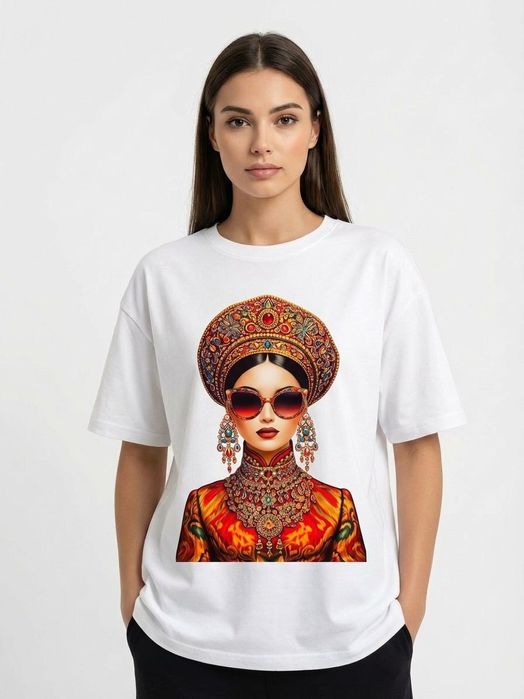 Женская футболка - Milliy uygʻunlikdagi zamonaviy futbolkalar