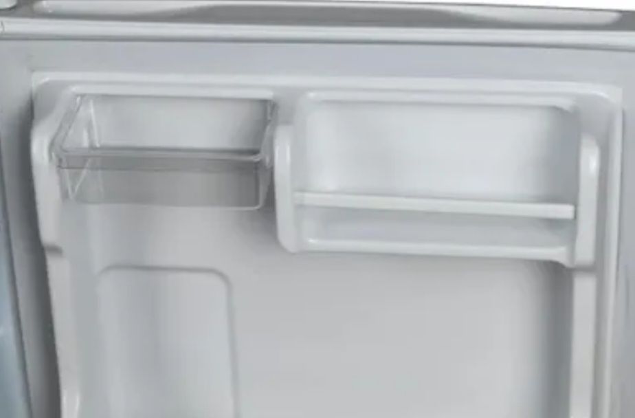 Продам мини холодильник Бирюса М 50