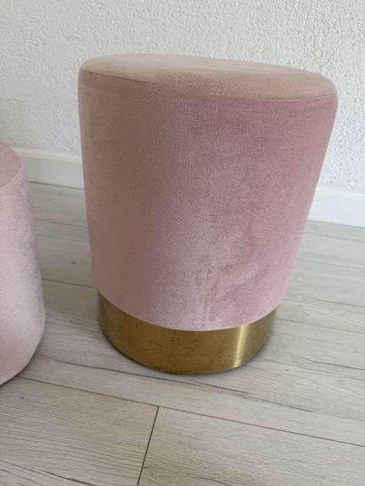 Otoman roz stare foarte buna